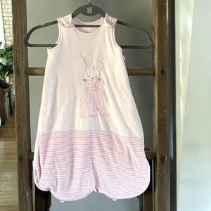 St. Bernard FOR DUNES STORES PINK I AM NEW HERE WARM SLEEPSACK 0-6 MOINTHS
